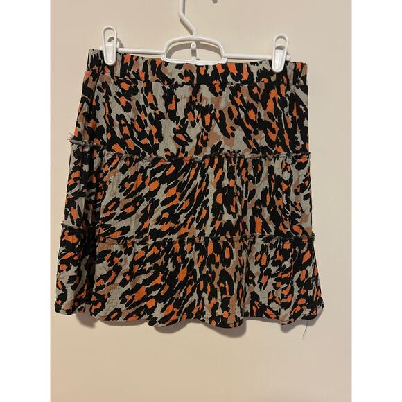 YMI Tiered Cheetah Skort Women Size Small NWOT - Picture 6 of 8